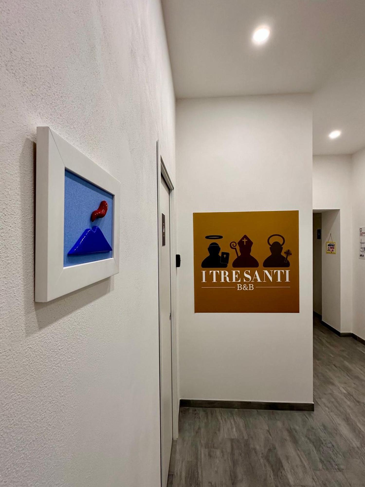 Bed & Breakfast I Tre Santi Napoli